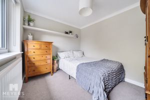Bedroom- click for photo gallery
